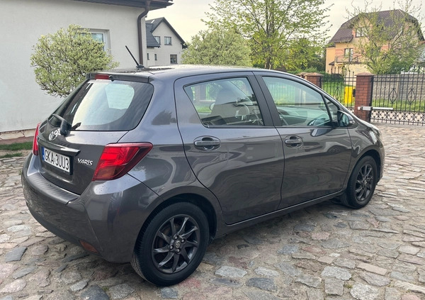 Toyota Yaris cena 42990 przebieg: 91000, rok produkcji 2014 z Kartuzy małe 277